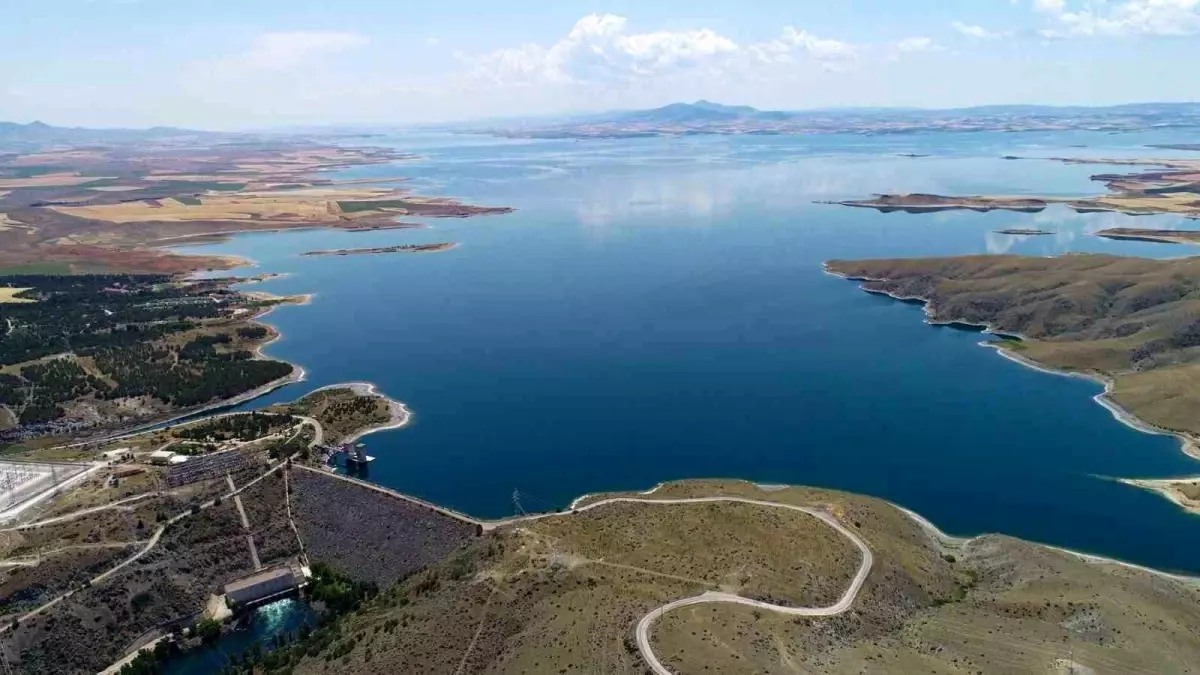 Hirfanlı Barajı\'nda Yelken Yarışları Düzenlenecek