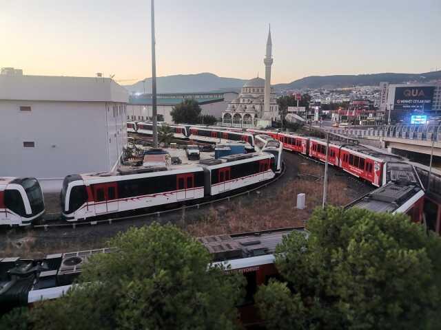 İşçilerin istediğini vermeyen Başkan Tunç Soyer'in açıklaması halkı ikna etmedi! Yerine getirilmeyen her şeyi tek tek saydılar