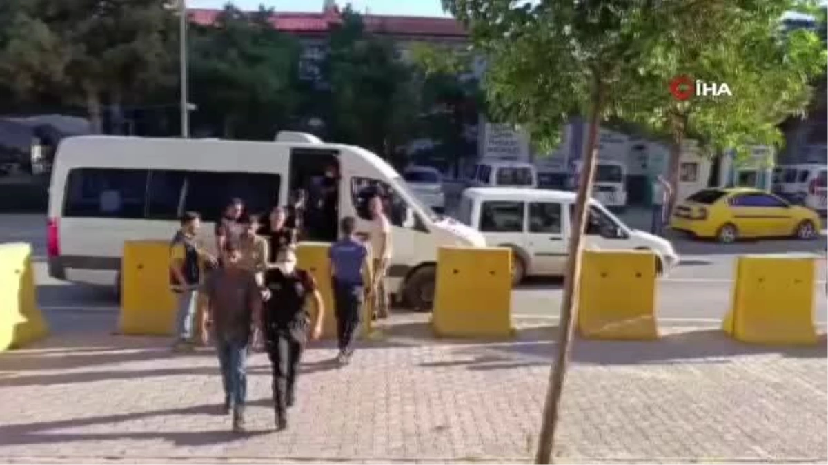 Malatya\'da 34 düzensiz göçmen yakalandı