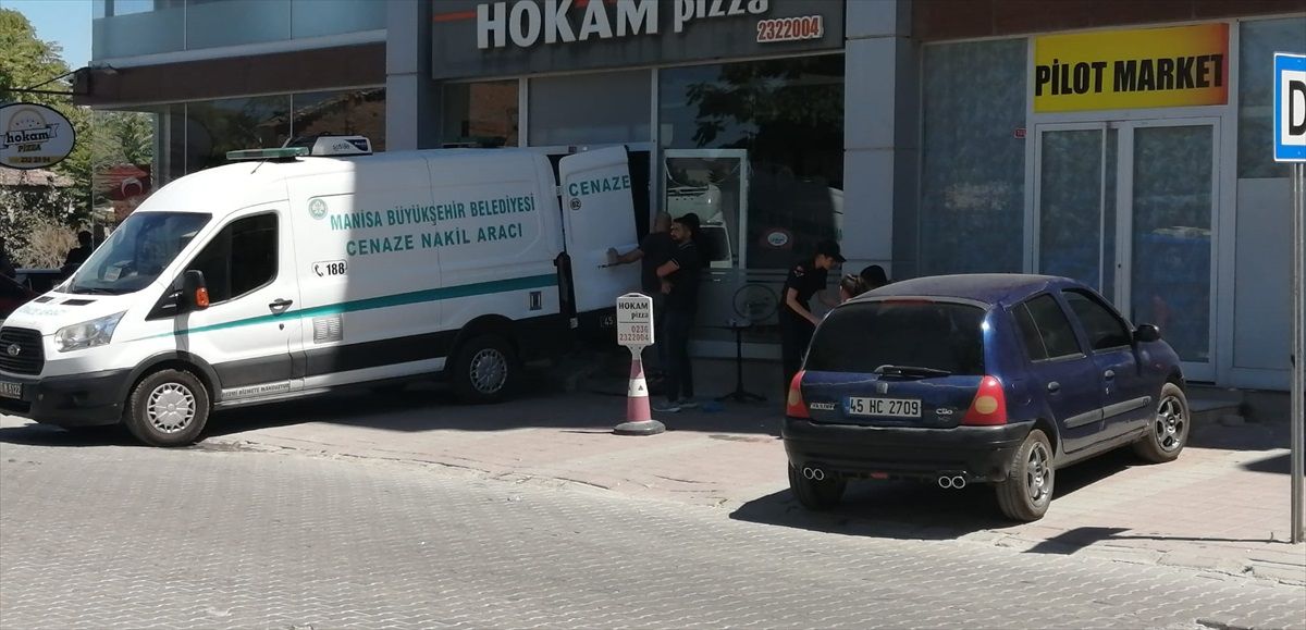 Manisa\'da Pizza Restoranında Cinayet: Şüpheli Yakalandı