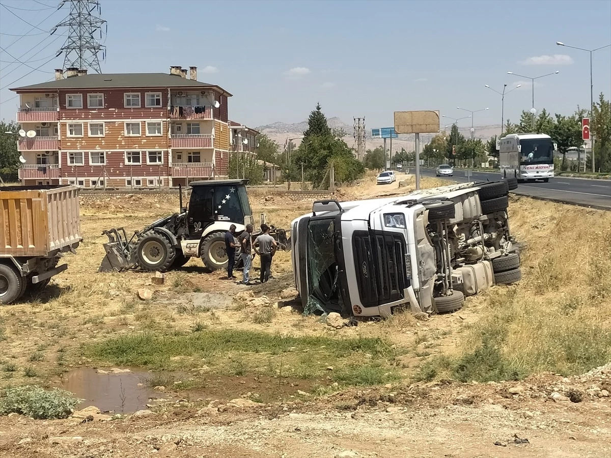 Mardin\'de zincirleme trafik kazası: 3 kişi yaralandı