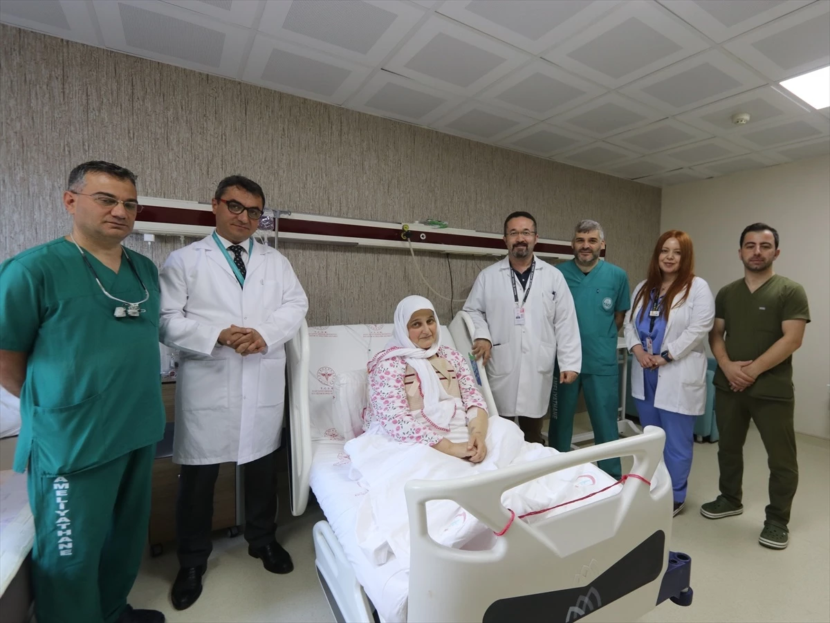 Recep Tayyip Erdoğan Üniversitesi\'nde başarılı bir operasyon gerçekleştirildi