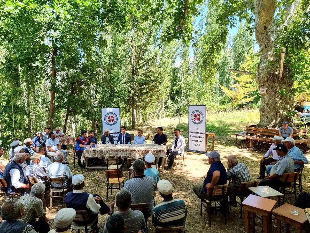 Seydikemer Sosyal Yardımlaşma ve Dayanışma Vakfı, ihtiyaç sahiplerine ulaşmak için mahalle ziyaretlerine devam ediyor