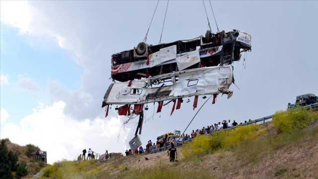 8 kişinin hayatını kaybettiği trafik kazasından yaralı kurtulan vatandaş: Şoför uyuyordu