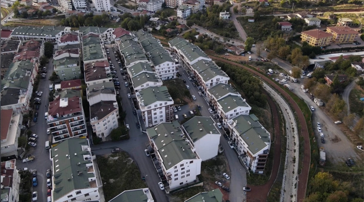 Çekmeköy\'de Kentsel Dönüşümle Riskli Binalar Yenileniyor