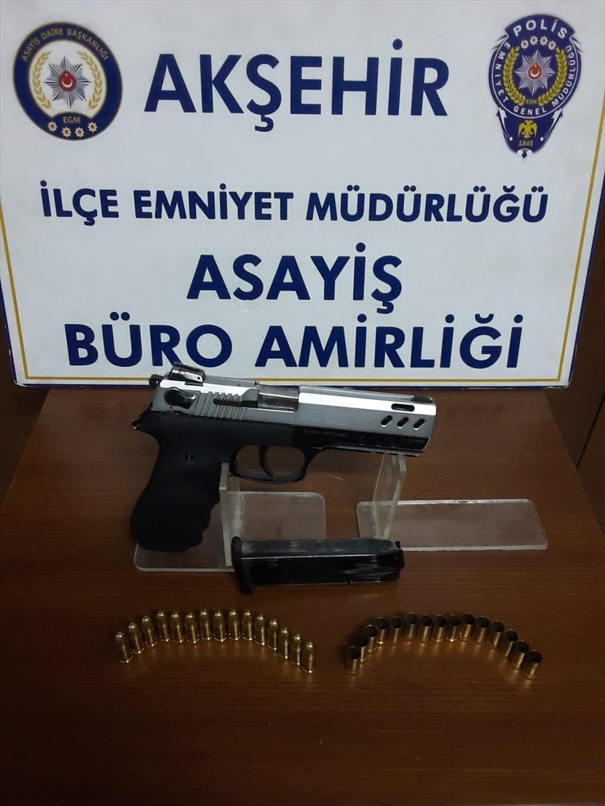 Akşehir\'de havaya ateş açılan düğüne son verildi, düğün sahibi gözaltına alındı
