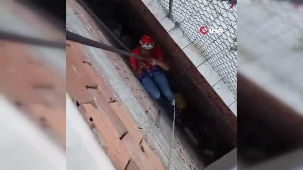 İki bina arasındaki 8 metre derinliğe düşen kedi ekiplerce kurtarıldı