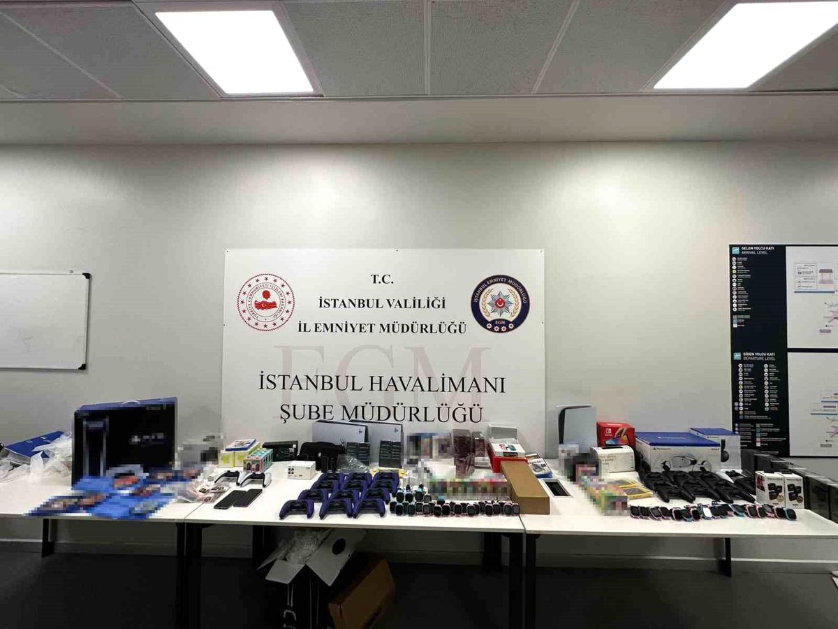 İstanbul Havalimanı\'nda Kaçak Eşya Operasyonu