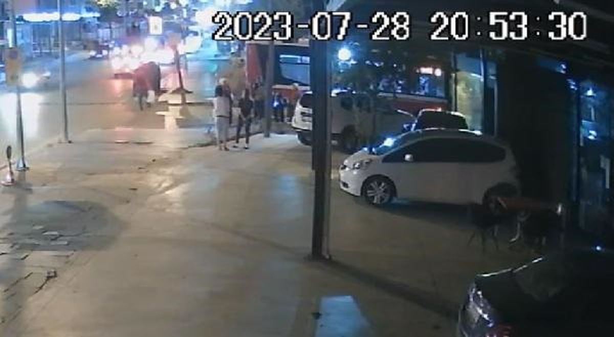 Samsun\'da unutulan cep telefonu kimliği belirsiz kadın tarafından alındı