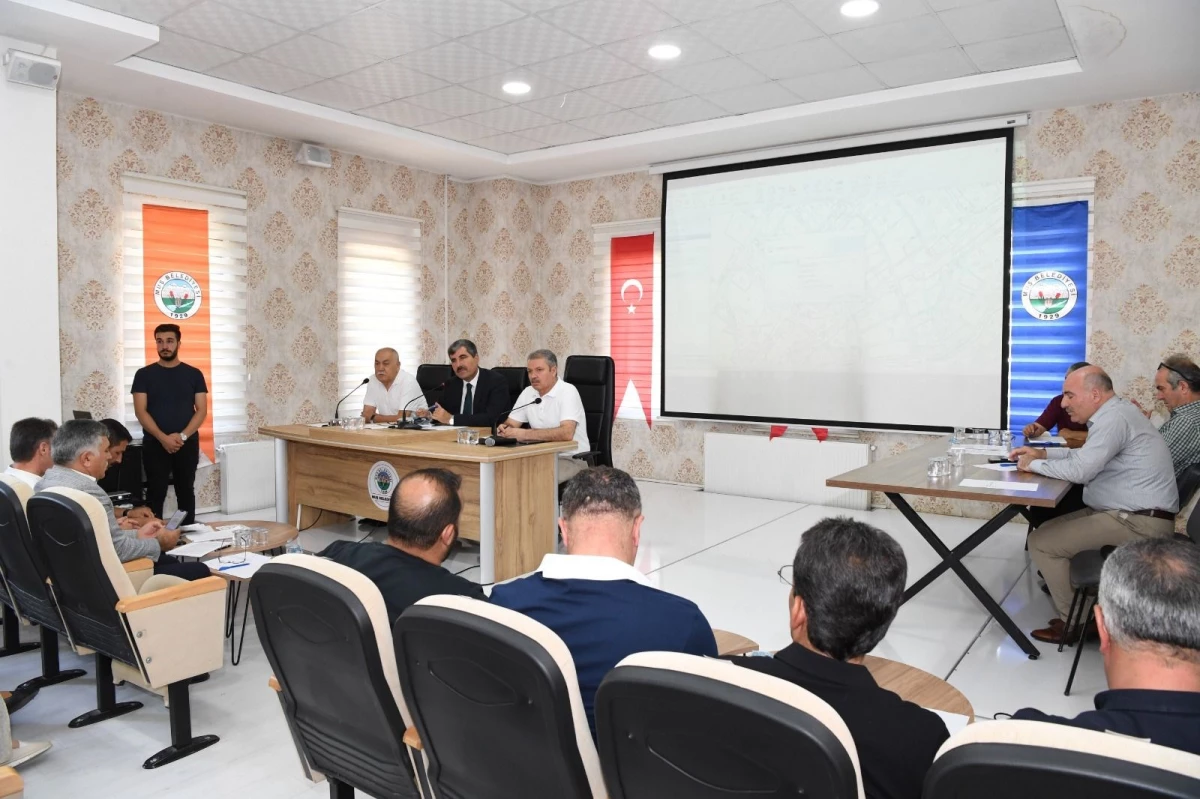 Muş Belediyesi, Ağustos Meclis Toplantısında Yapılan Faaliyetler ve Projeler Değerlendirildi