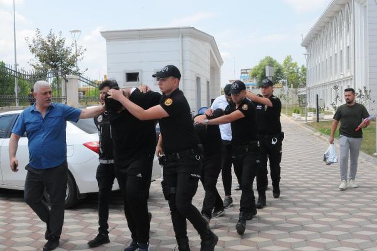 Körfez\'de yapılan takipte 119 kilo esrar ele geçirildi