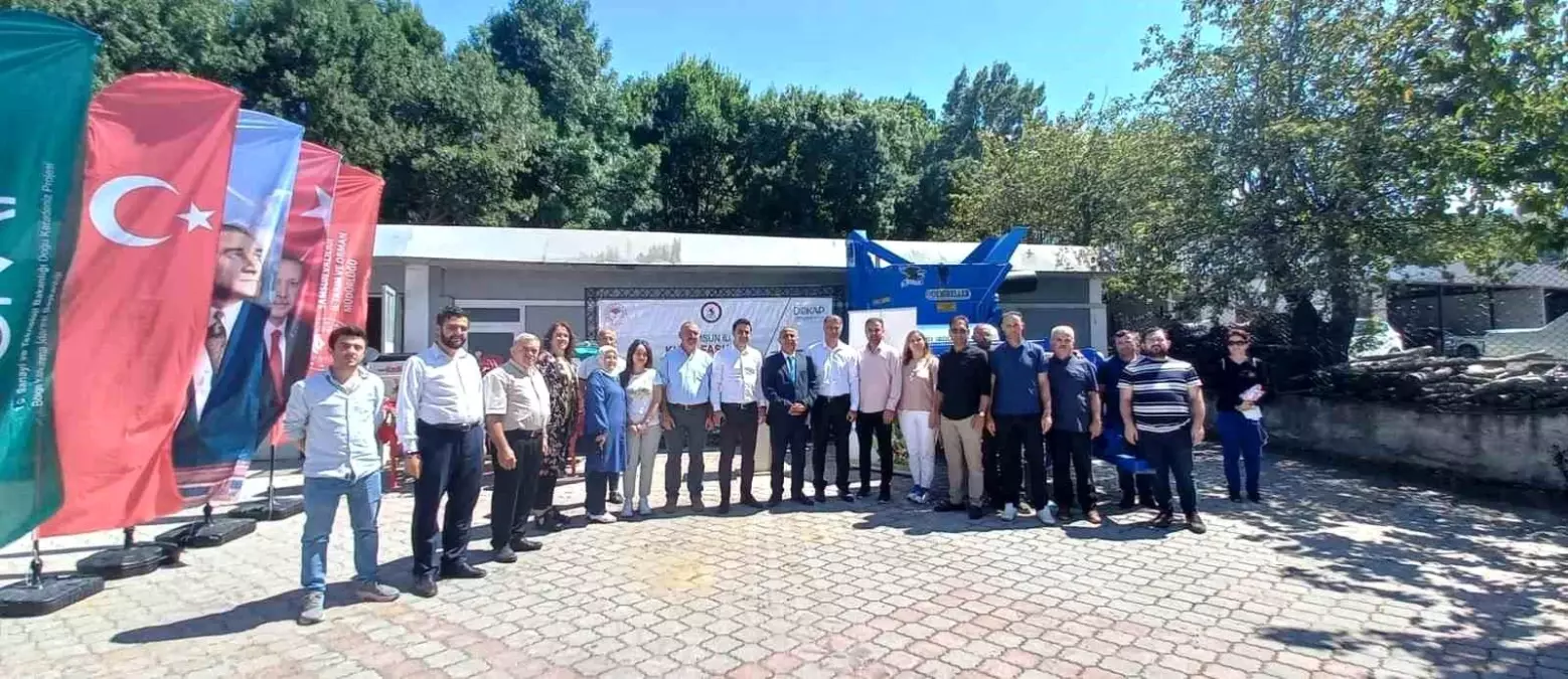 Samsun\'da Üreticilere Kuru Fasulye Tohumluğu ve Ekipman Desteği Verildi