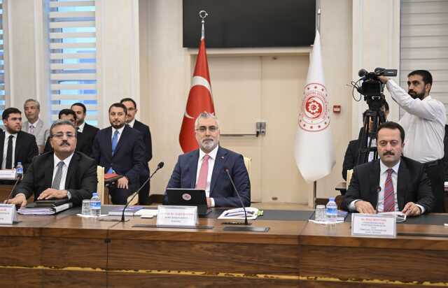 Son Dakika: Memurların toplu sözleşme pazarlığı başladı: 2 yıl için yüzde 110 zam istiyorlar Son Dakika: Memurların toplu sözleşme pazarlığı başladı: 2 yıl için yüzde 110 zam istiyorlar