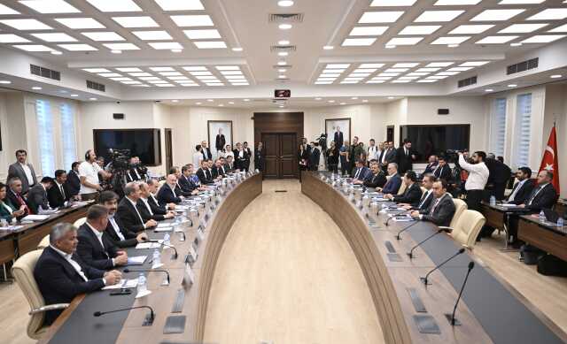Son Dakika: Memurların toplu sözleşme pazarlığı başladı: 2 yıl için yüzde 110 zam istiyorlar Son Dakika: Memurların toplu sözleşme pazarlığı başladı: 2 yıl için yüzde 110 zam istiyorlar