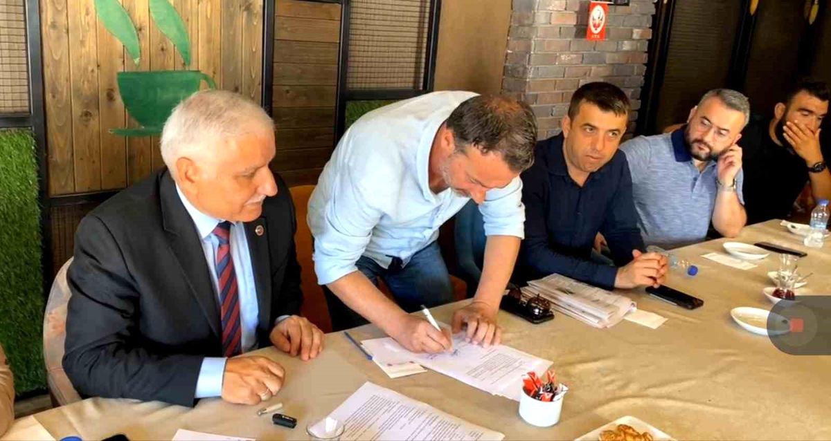 Kamil Tantaoğlu Bartınspor\'a antrenör olarak atandı