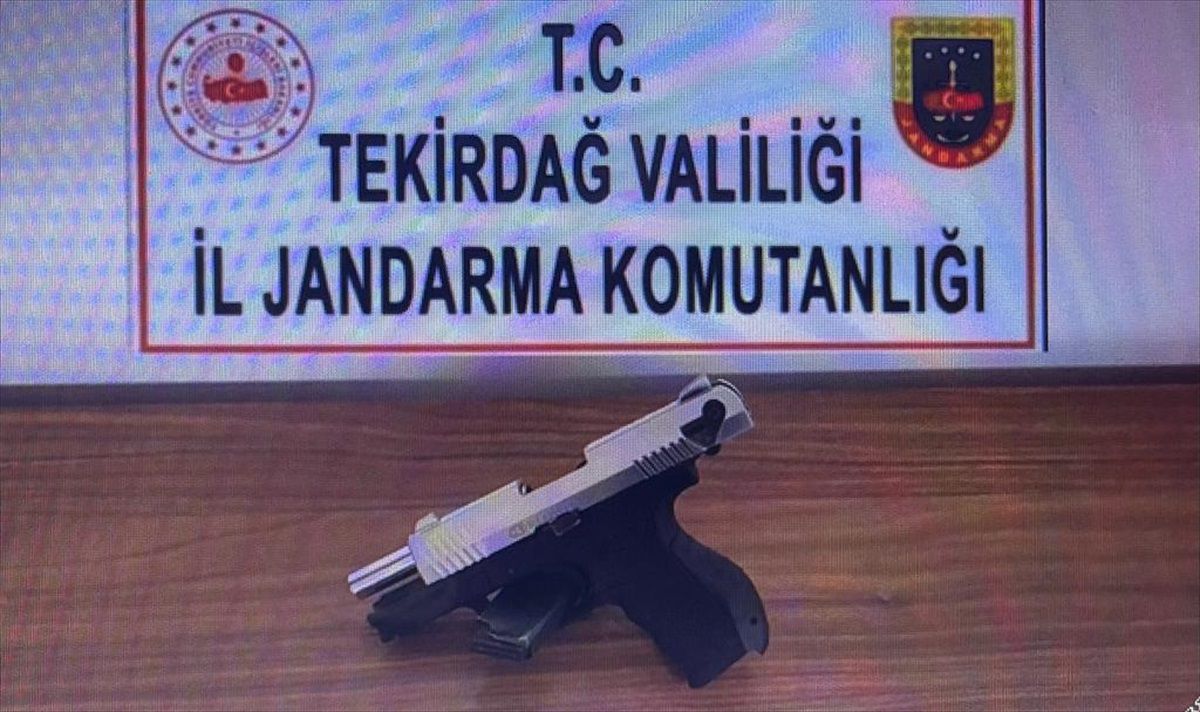 Ergene ve Kapaklı\'da Ele Geçirilen Kaçak Silah ve Kenevir