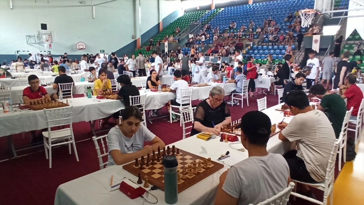 Keşan\'da düzenlenen 18. Uluslararası Açık Satranç Turnuvası başladı