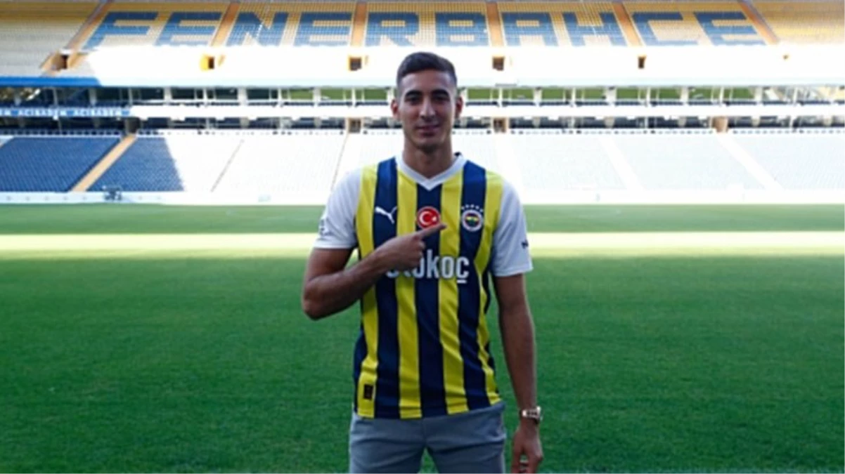 Fenerbahçe, Mert Müldür ile 4 Yıllık Sözleşme İmzaladı
