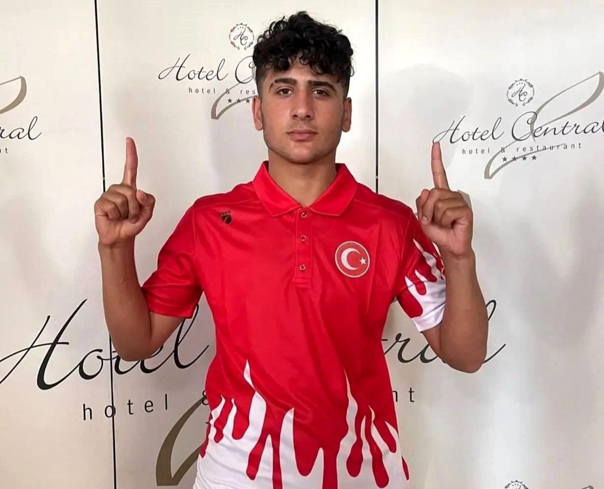 Toprak Salman Avrupa Şampiyonu