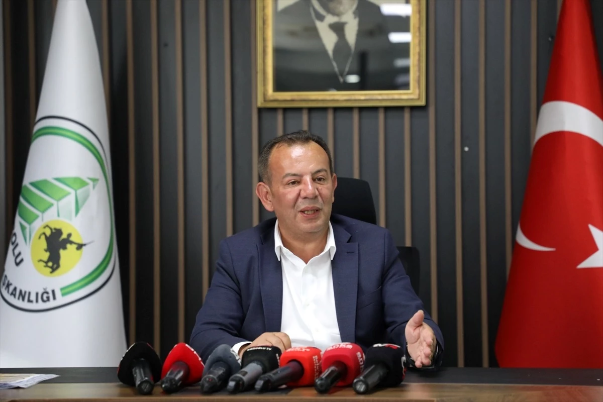 Bolu Belediye Başkanı Tanju Özcan, CHP\'den ihraç edildi