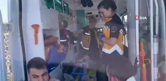 Çanakkale'de jip kamyon dorsesine çarptı: 5 yaralı