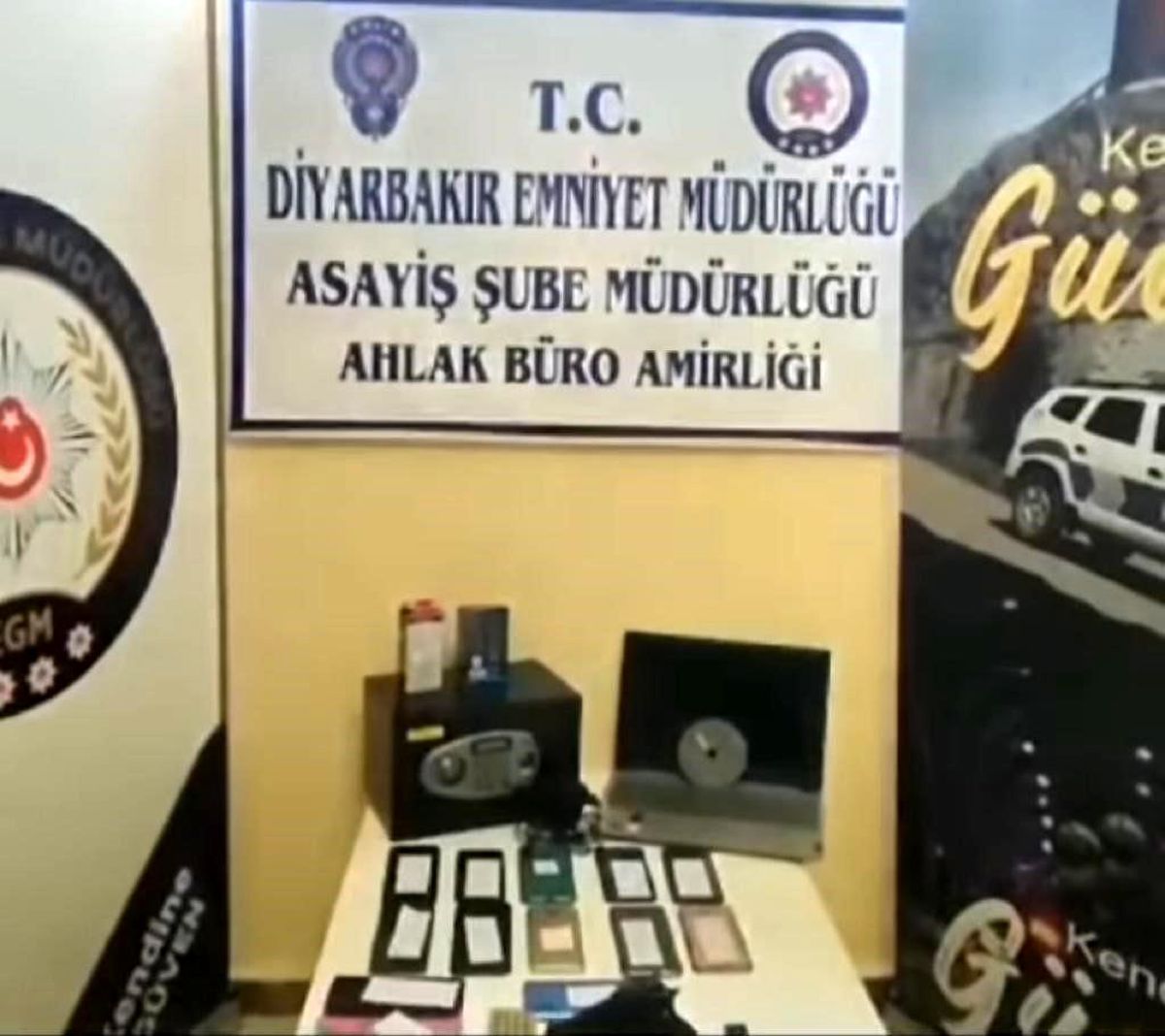 Diyarbakır\'da Asayiş Operasyonu: 145 Tutuklama ve 186 Silah Ele Geçirildi