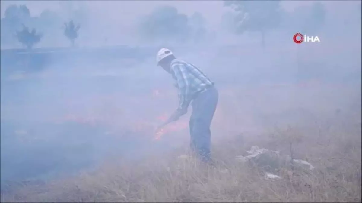 Edirne\'de otluk alanda çekyatlar yangına neden oldu