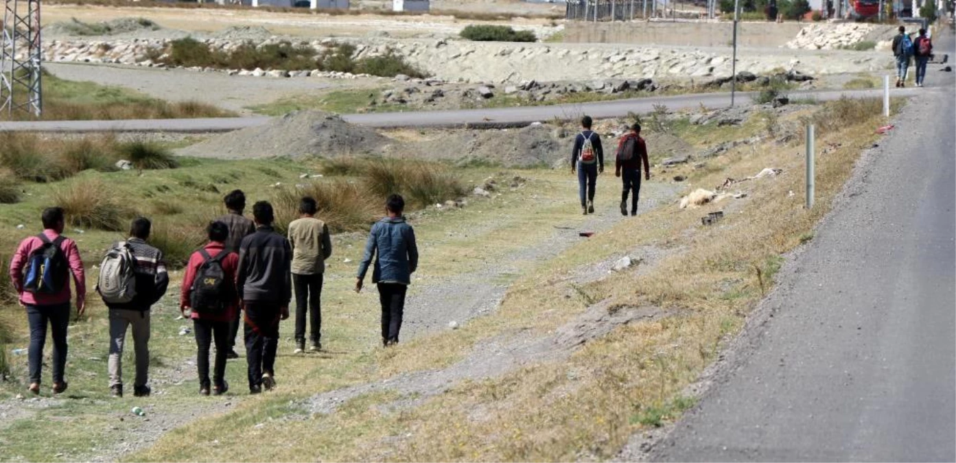 Erzincan\'da 185 kaçak göçmen ve 6 organizatör yakalandı