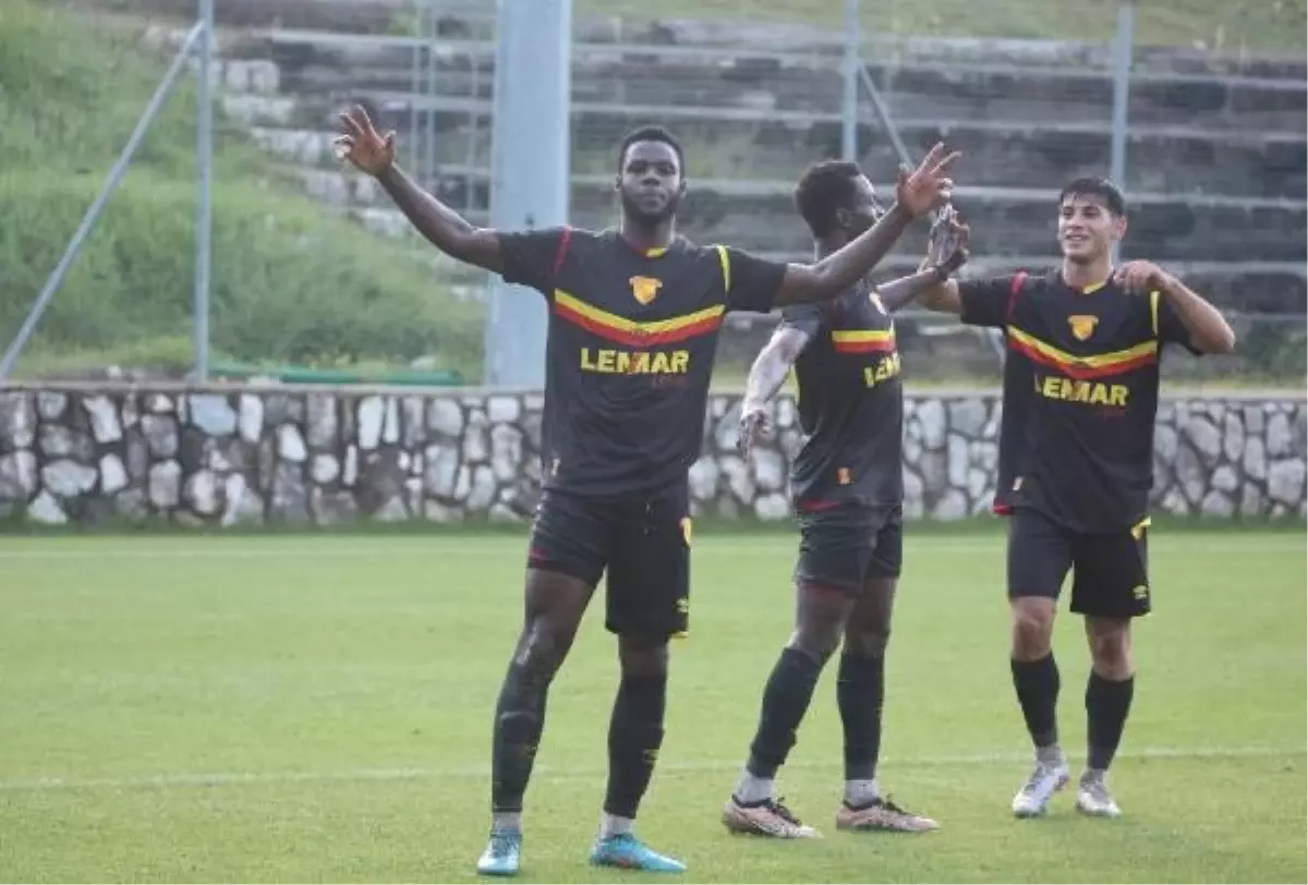 Göztepe, İtalya kampında AC Virtus Bolzano\'yu 7-0 mağlup etti