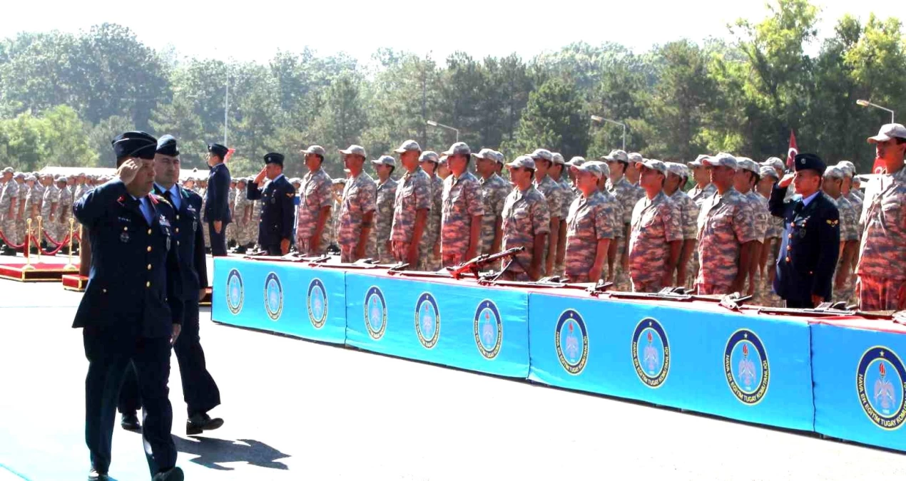 Hava Er Eğitim Tugay Komutanlığında Bedelli Askerler İçin Yemin Töreni Düzenlendi