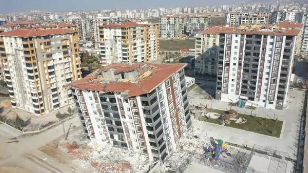Malatya\'da depremde ağır hasar alan binalar patlatılarak yıkılacak