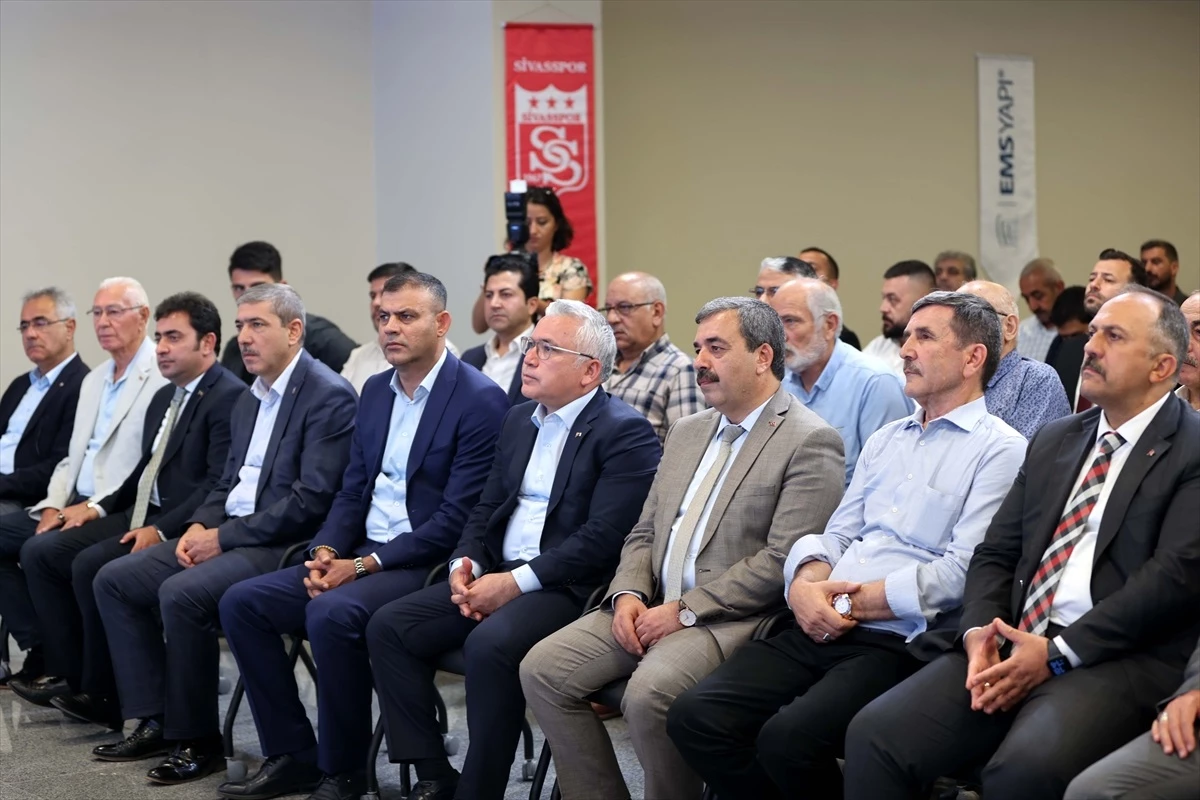 Sivasspor, EMS Yapı ile sponsorluk anlaşması yaptı