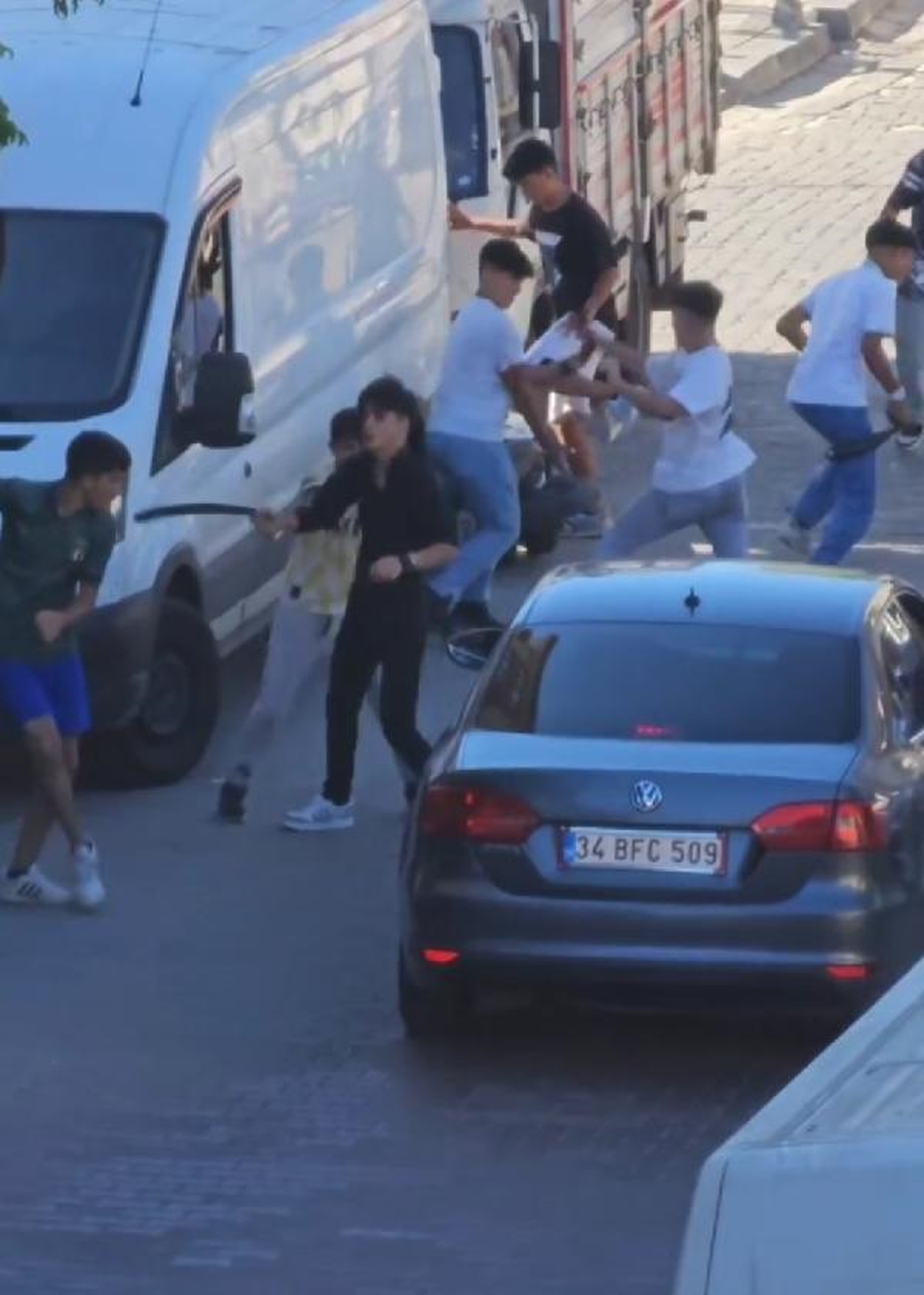 Sultangazi\'de Parkta Çıkan Tartışma Kavgaya Dönüştü
