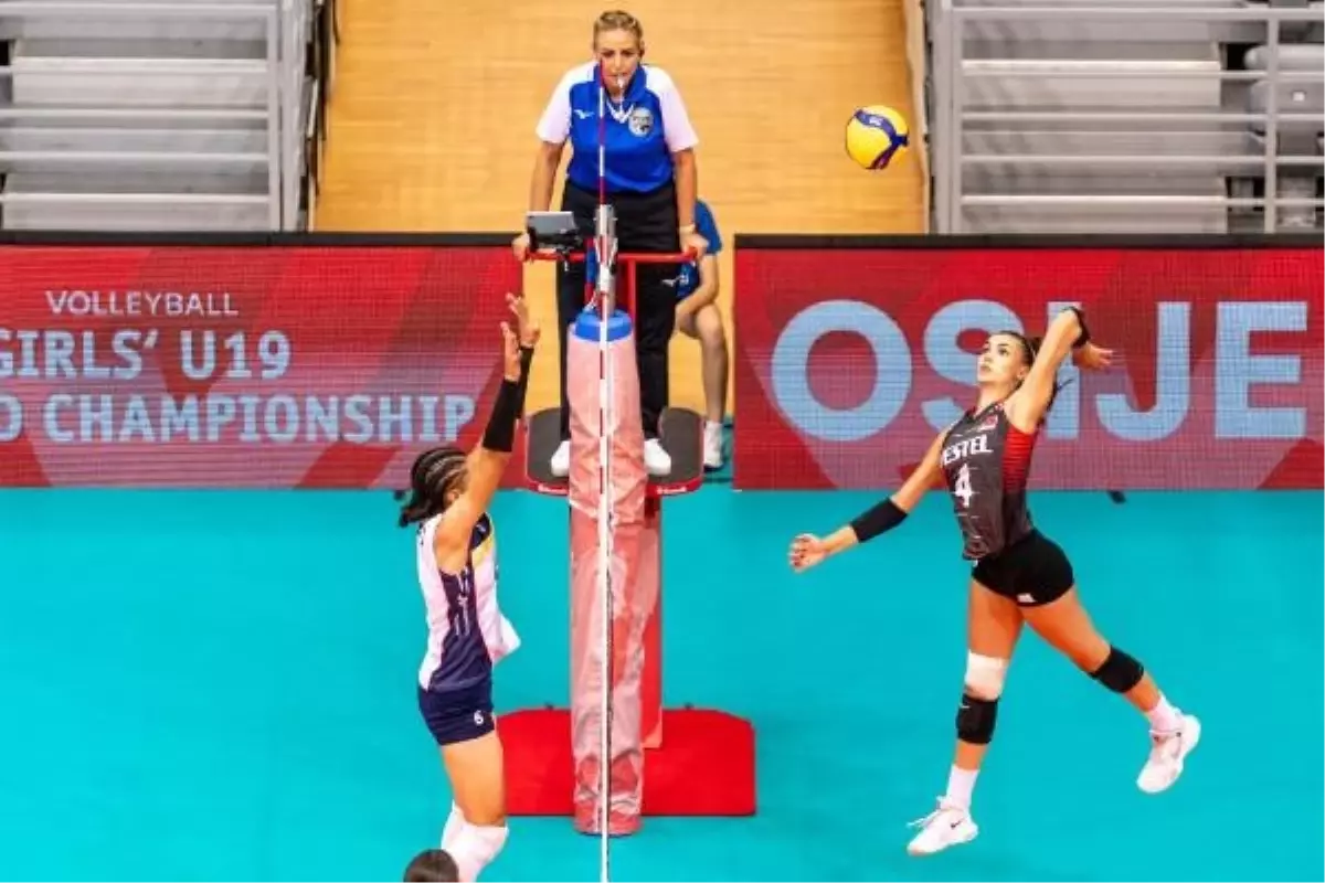 19 Yaş Altı Kız Voleybol Milli Takımı, Dünya Şampiyonası\'nda 3\'te 3 yaptı (YENİDEN)