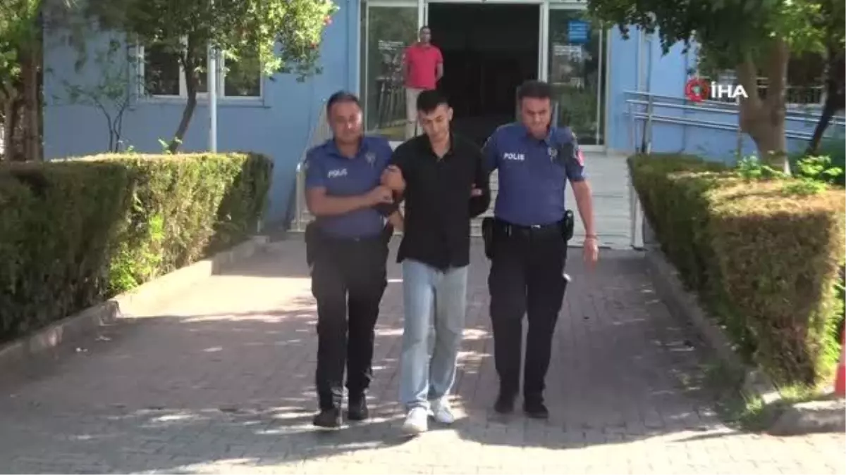 Adana\'da yol verme kavgası hastaneye taşındı: 1 tutuklu