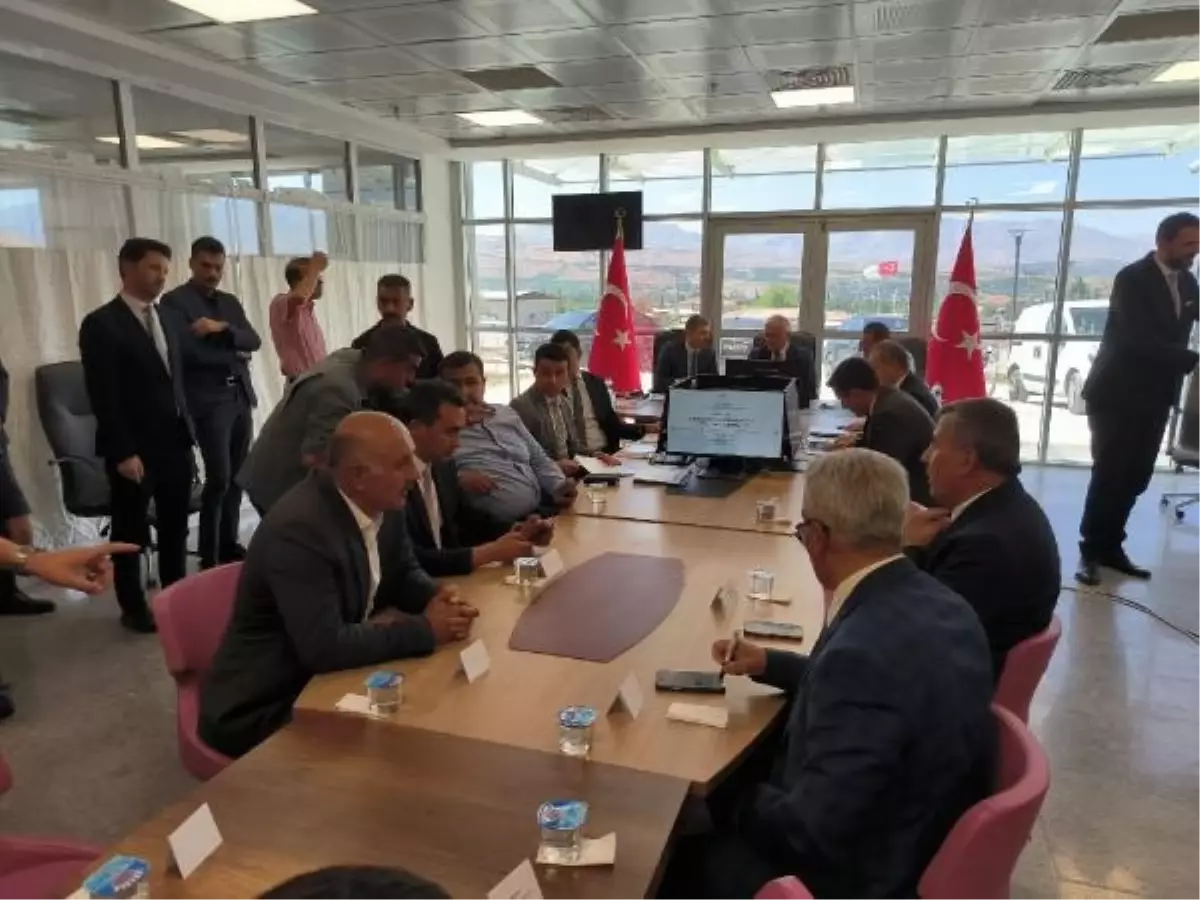 Bakan Ersoy Malatya\'da incelemelerde bulundu