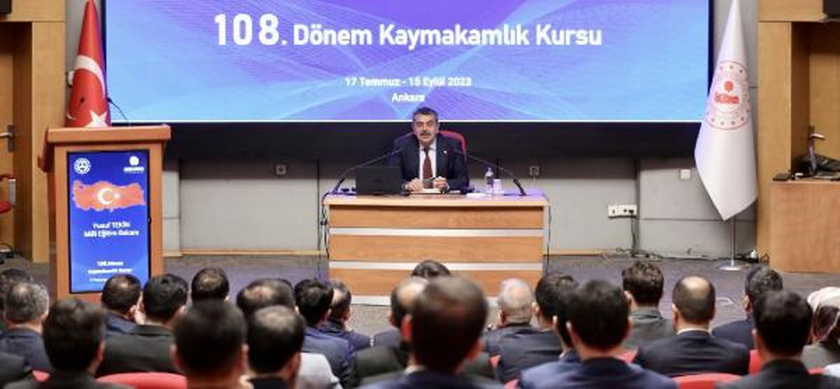 Milli Eğitim Bakanı Kaymakam Adaylarıyla Buluştu