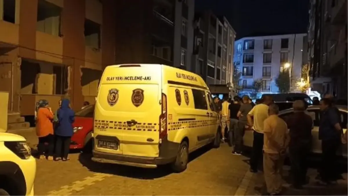 Beylikdüzü\'nde Görevli Bekçi Evinde Ölü Bulundu