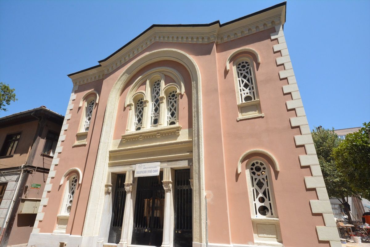 Bursa\'da tarihi Balıkpazarı Cami restorasyonu tamamlandı