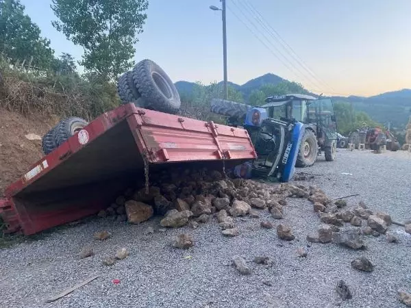 Taş yüklü traktör devrildi, sürücü yaralanırken 2.5 yaşındaki kızı hayatını kaybetti