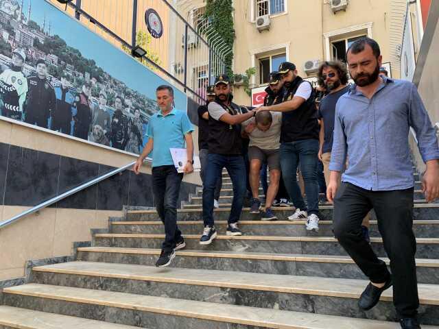 Esenyurt'ta Tekel Bayisinde İki Kişi Öldürüldü