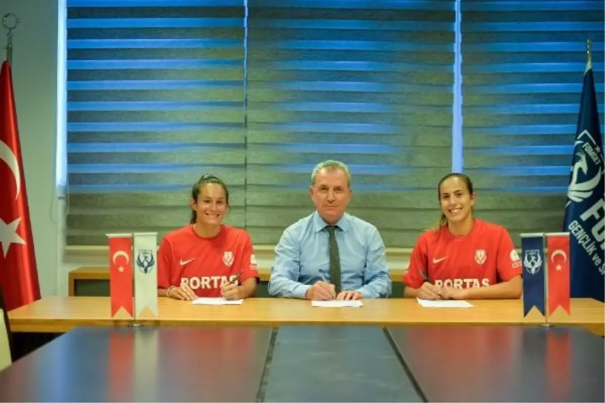 Ankara Büyükşehir Belediyesi FOMGET SK, Birgül Sadıkoğlu ve Danielle Julia Marcano\'yu transfer etti