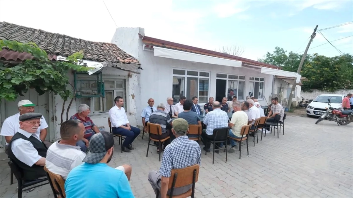 Kırklareli Valisi ve AK Parti Milletvekili Babaeski ve Pınarhisar\'da incelemelerde bulundu