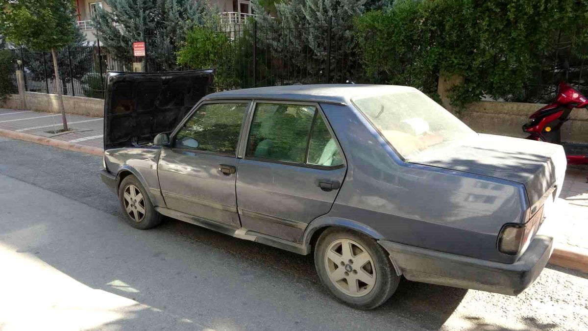 Malatya\'da Ehliyetsiz Sürücü Polisle Kovalamaca Sonucu Yakalandı