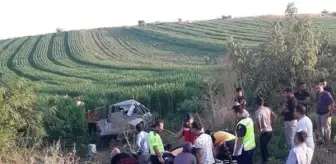 Karacabey'de mevsimlik işçileri taşıyan kamyonet kaza yaptı: 3 ölü, 11 yaralı