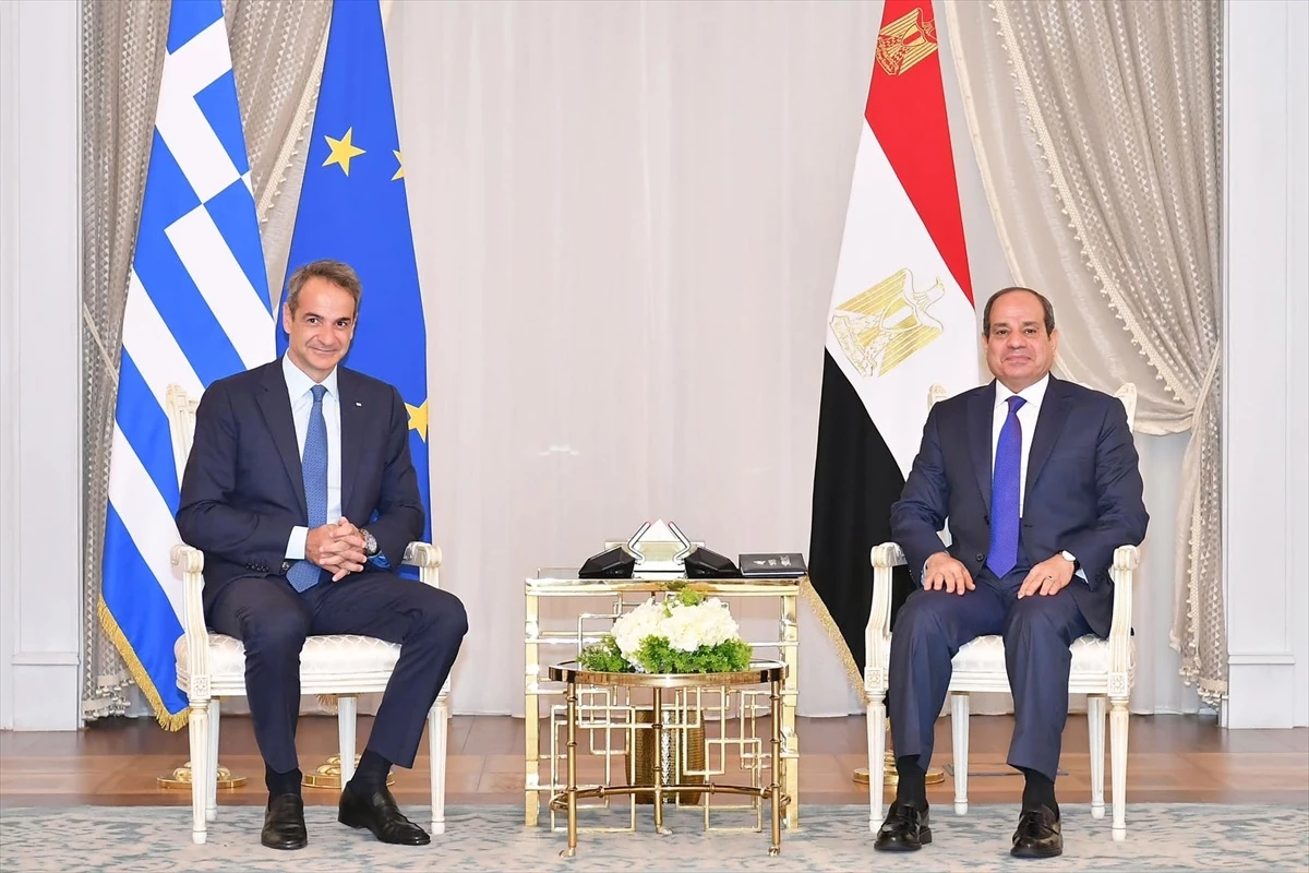 Mısır Cumhurbaşkanı Sisi ve Yunanistan Başbakanı Miçotakis İkili İşbirliğini Ele Aldı