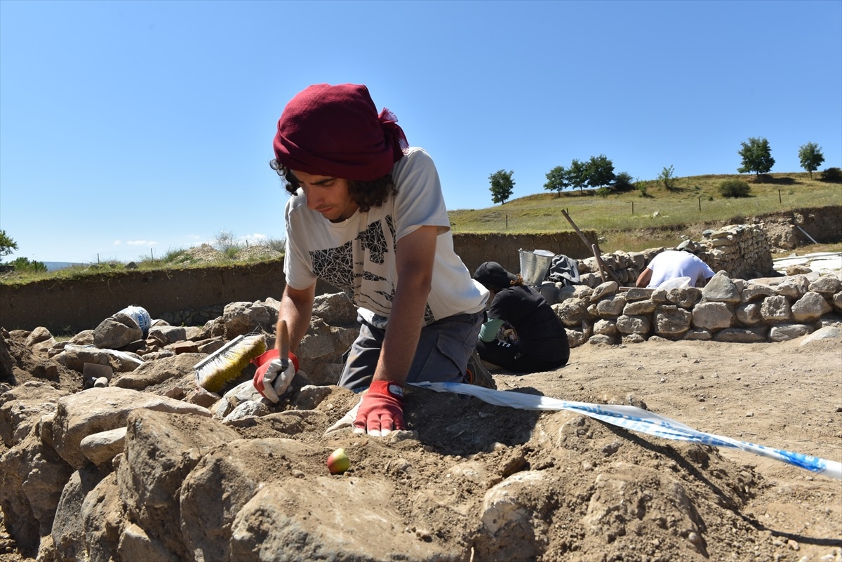 Pompeiopolis Antik Kenti\'nde Kazı Çalışmaları Devam Ediyor