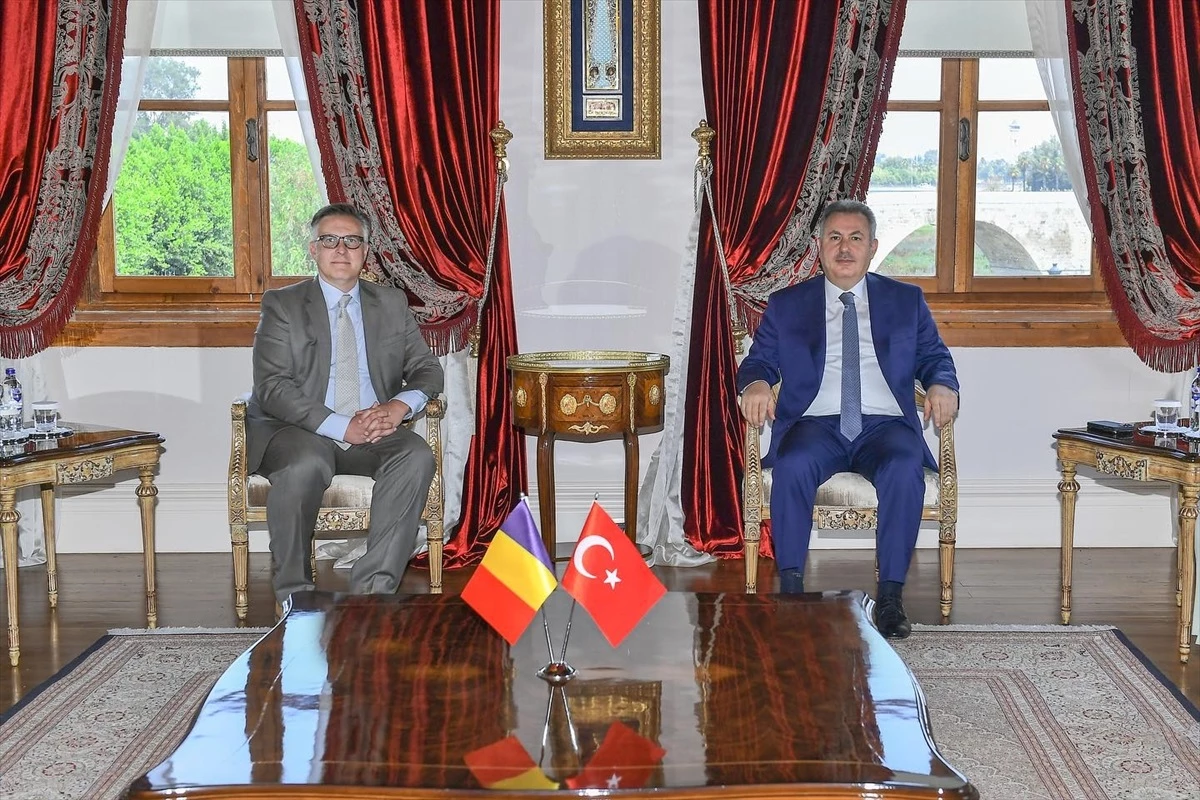Romanya\'nın Ankara Büyükelçisi Adana Valisi\'ni ziyaret etti