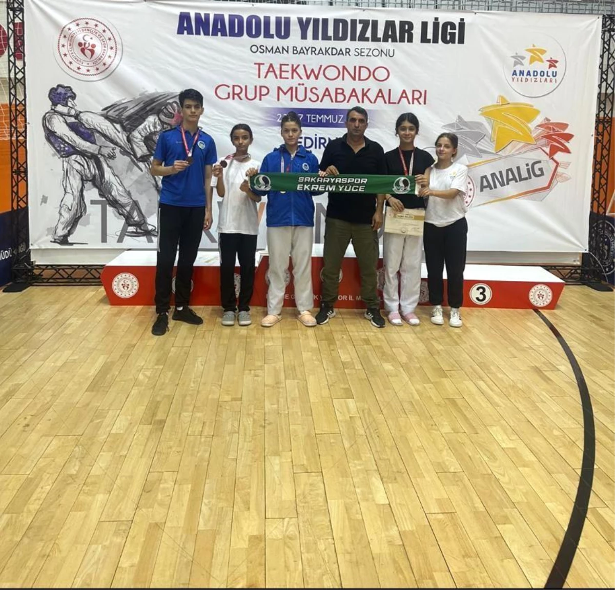 Sakarya Büyükşehir Belediyesi Taekwondo Sporcuları Yarı Finale Yükseldi