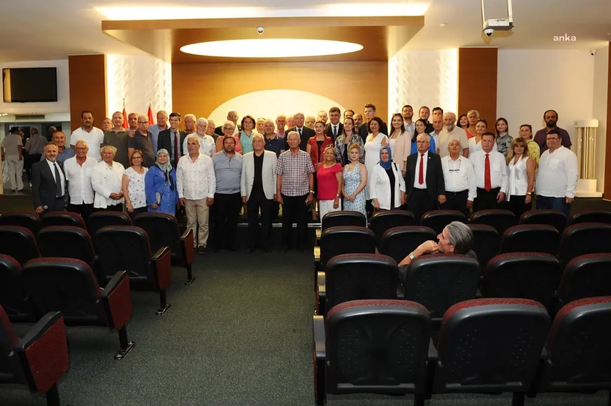 Türkiye-Arnavutluk Diplomatik İlişkilerinin 100. Yılı Karşıyaka\'da Kutlandı